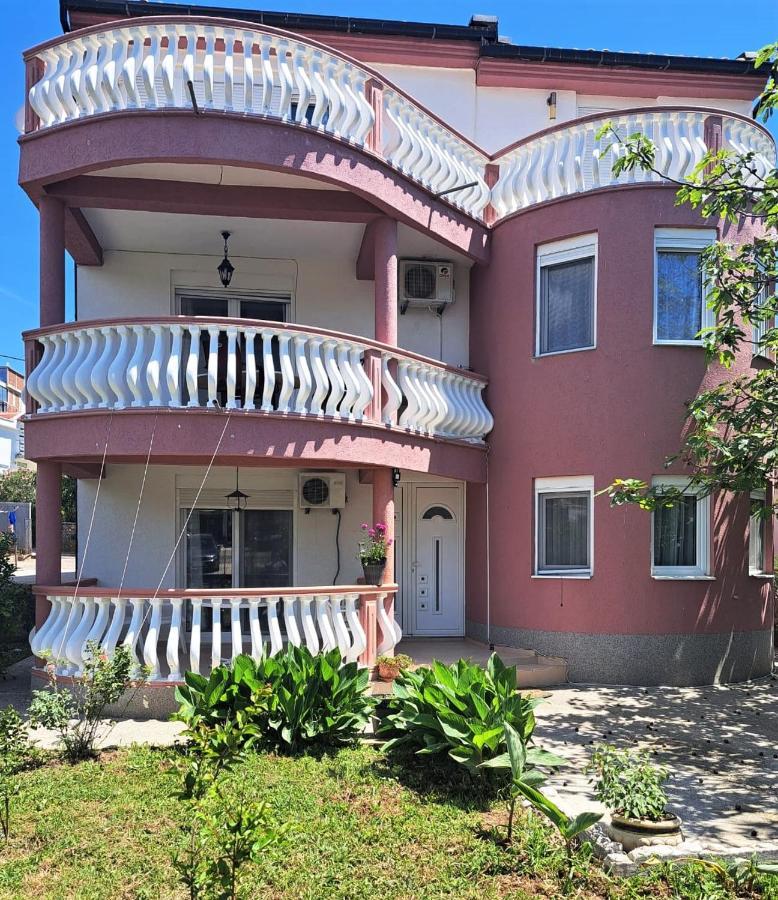 Montenegro Smile Apartments Dobra Voda Exterior foto